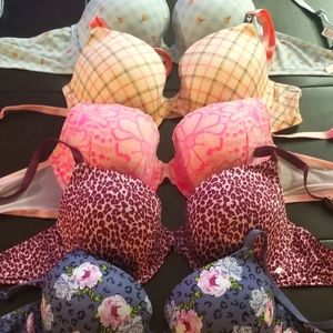 VS Pink Brand bras 38c  lightly lined.5 bras total